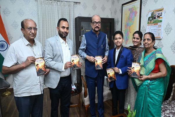 राज्यपाल ने 12 वर्षीय दिव्यांश की पुस्तक &lsquo;थॉट्स अबाउट गॉड&lsquo; का किया विमोचन