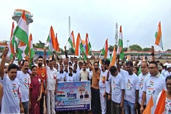देशभक्ति के रंगों में रंगा शहर: 'तिरंगा दौड़' में दिखा अपार उत्साह