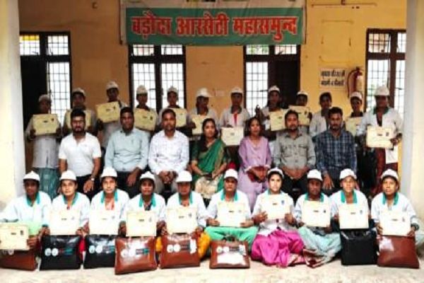 आरसेटी महासमुंद में पशु सखी प्रशिक्षण का समापन, सीईओ ग्रामीण स्तर पर लगन के साथ कार्य करने किया प्रेरित