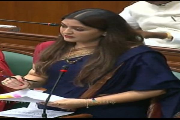 दामापुर क्षेत्र की बहुप्रतीक्षित मांग हुई पूरी  यह लिंक कोर्ट जनता और सरकार के बीच एक सेतु निर्माण का कार्य करेगी--भावना बोहरा
