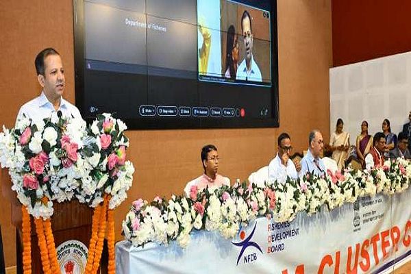 छत्तीसगढ़ बनेगा देश का अग्रणी मत्स्य हब: केंद्रीय सचिव श्री लेखी