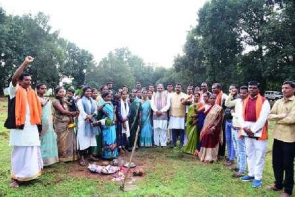 अटल डिजिटल सेवा केंद्र से शासकीय सेवाएं हुईं सुलभ, महिलाओं को मिलेगी महतारी सदन की सौगात