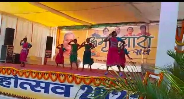 कोरिया : अमृतधारा महोत्सव : विधानसभा अध्यक्ष डॉ चरणदास महंत होंगे मुख्य अतिथि... &rsquo;पारम्परिक खेल, छत्तीसगढ़ी व्यंजन प्रतियोगिता, लोक एवं स्थानीय कलाकारों की होगी प्रस्तुति&rsquo;.. 