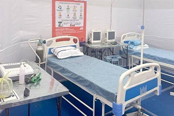 मतदान सामग्री वितरण स्थल पर बनाया गया है दो बिस्तरीय मिनी आईसीयू