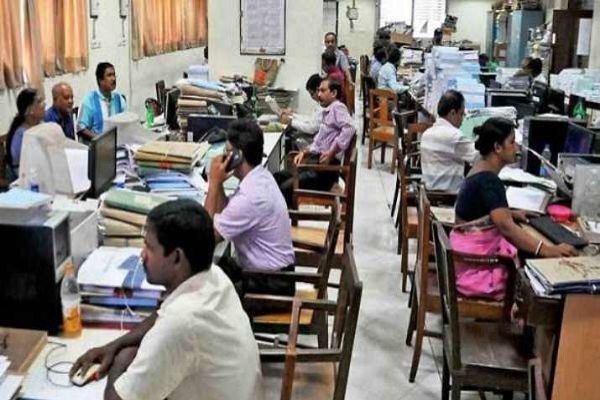 संविदा कर्मी 15 से पहले किये जा सकते हैं परमानेंट