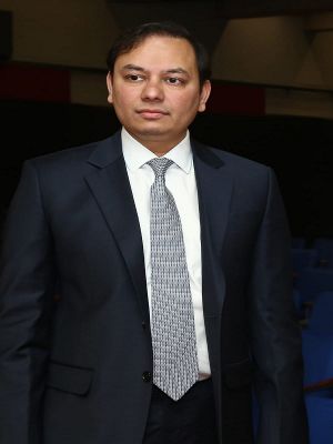  हम हर राज्य में निवेश करने को तैयार, चाहे सत्ता में कोई भी होः प्रणव अदाणी