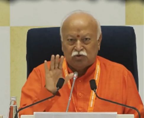  RSS प्रमुख मोहन भागवत पहुंचे वृंदावन, संघ के विभिन्न कार्यक्रमों में लेंगे हिस्सा