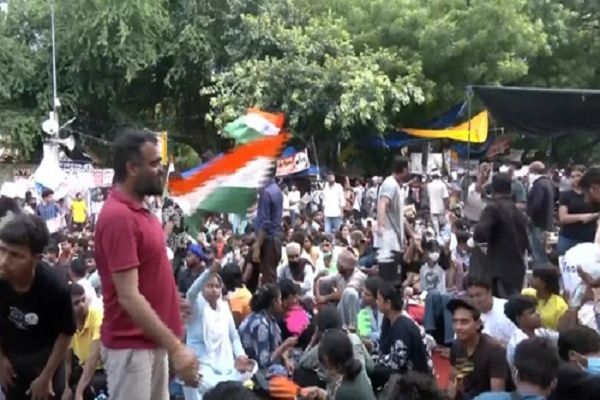 जंतर मंतर पर निगरानी को हाई कोर्ट में चुनौती, केंद्र बोला-कानून व्यवस्था के लिए वीडियोग्राफी जरूरी