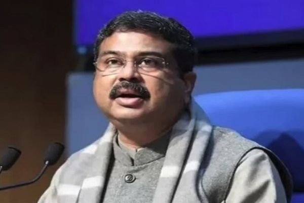 केंद्रीय शिक्षा मंत्री धर्मेंद्र प्रधान ने पीएम मोदी को भेजा अपना इस्तीफा