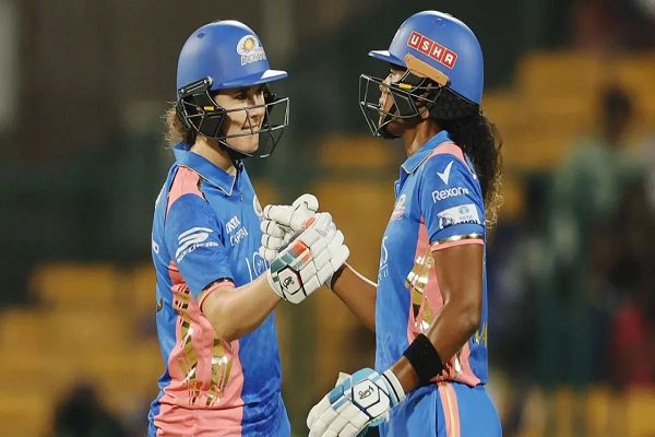 हेली मैथ्यूज, नैट साइवर-ब्रंट की ऐतिहासिक साझेदारी, मुंबई इंडियंस ने यूपी वॉरियर्स को हराया