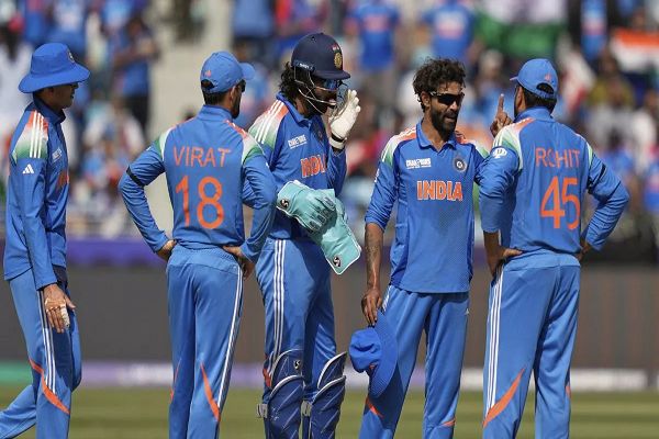 Champions Trophy Final से पहले भारत की बढ़ी टेंशन, IND Vs AUS मैच के दौरान प्रमुख खिलाड़ी हुआ चोटिल