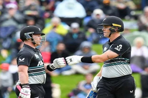 पाकिस्तान को T20 मैच में 5 विकेट से हराकर न्यूजीलैंड ने सीरीज में 2-0 की बढ़त बनाई