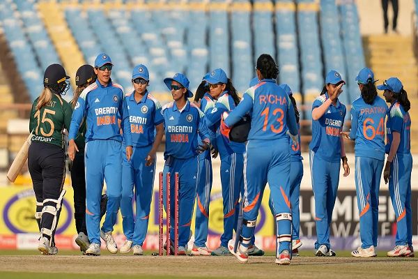 BCCI ने भारतीय महिला क्रिकेटरों के लिए केंद्रीय अनुबंध की घोषणा की, Harleen Deol चूकी; 5 युवाओं को मिली जगह